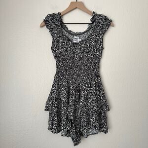 Princess Polly Womens Black Floral Ruffle Mini Romper Short Sleeve Ruched Size 4